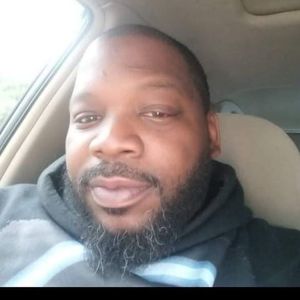 Meet your Posher, Devin